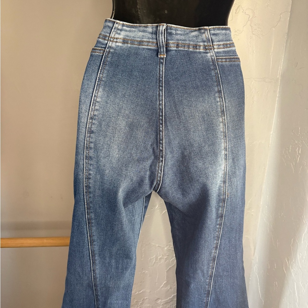 Cello Women's Mid-Blue High-Rise Flare Jeans exposed button fly raw hem sz 28 - Picture 13 of 14